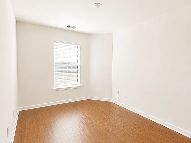 75 Bearing Cir — Photo 12