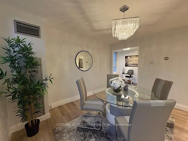 3 bed, $2,700 — Photo 1
