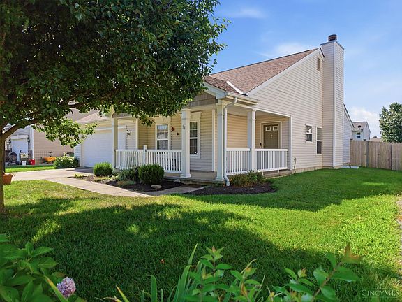 3rd image of 37 Hummingbird Way