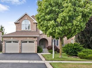 2405 Eden Valley Dr, Oakville, ON L6H6K9