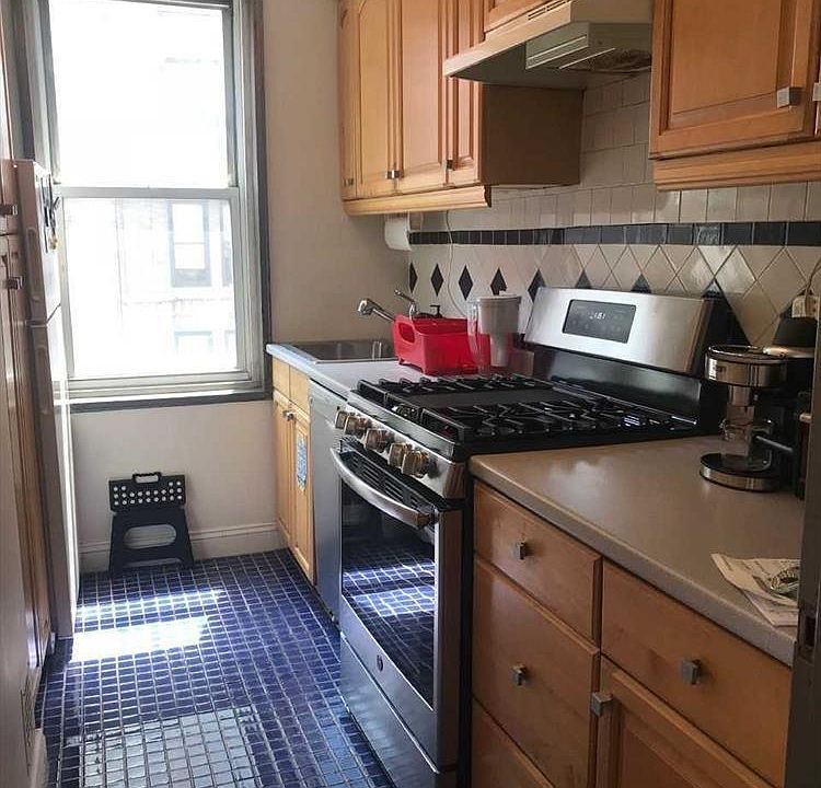 1st image of 88 Bleecker St APT 6N