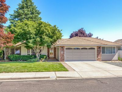 760 Annalee Dr, Central Pt, OR, 97502