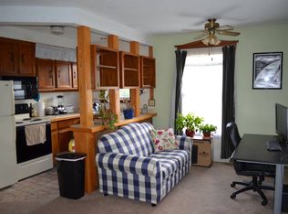 822 Douglas Ave #202, Ames, IA 50010