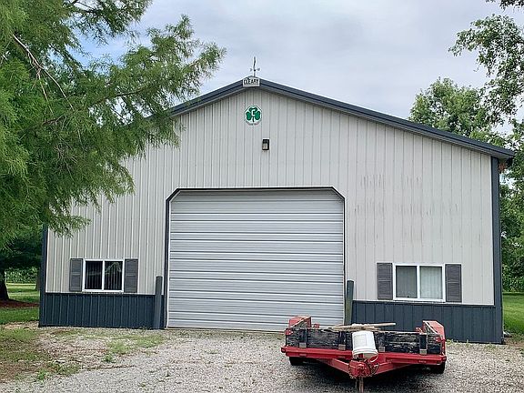 40’ x 60’ Cleary Out Bldg