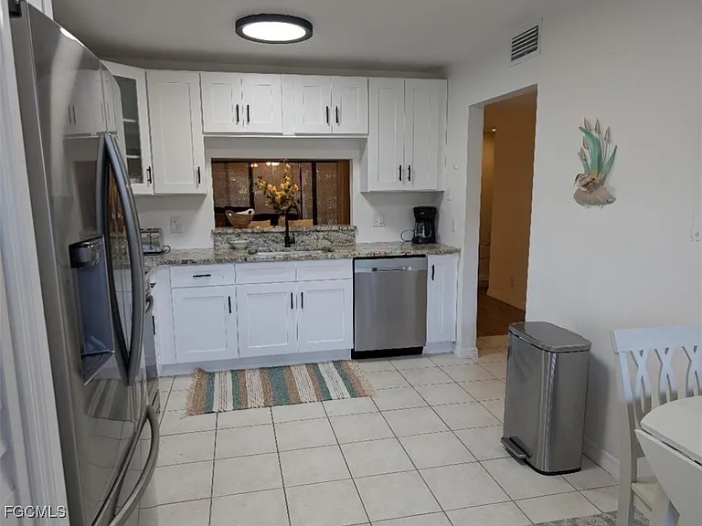 15493 Admiralty Cir #5 — Photo 6