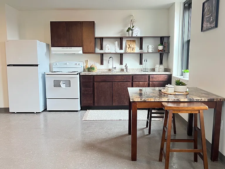 Kitchen/Dining