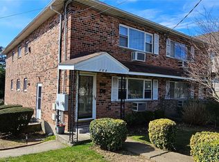 158 Interstate Highway U Willets Rd, Albertson, NY 11507