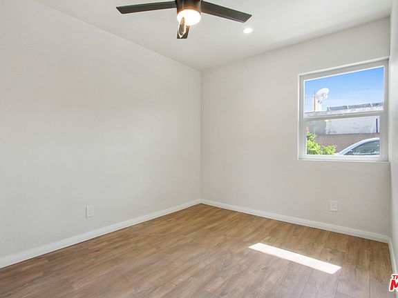 3rd image of 1443 N Wilmington Blvd #7