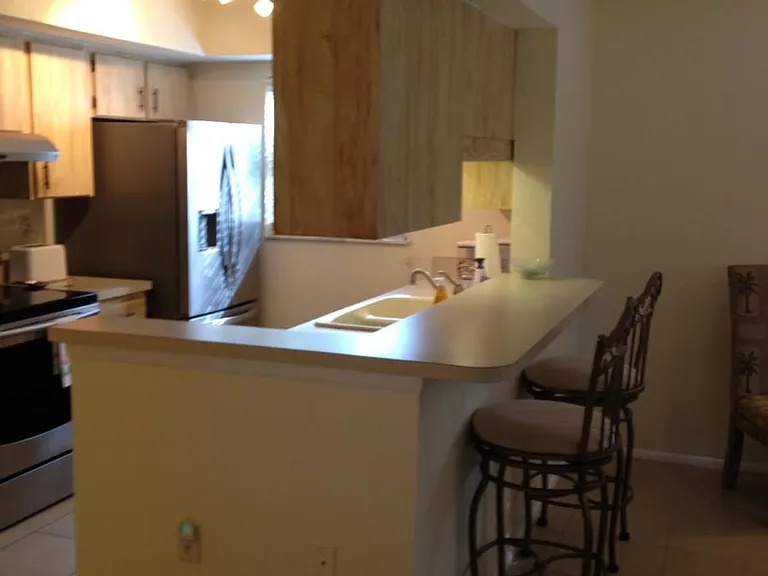 300 Parkdale Dr — Photo 24