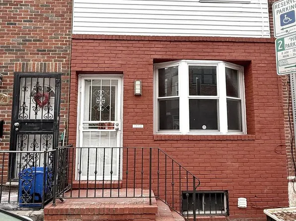 1114 Mercy St, Philadelphia, PA 19148