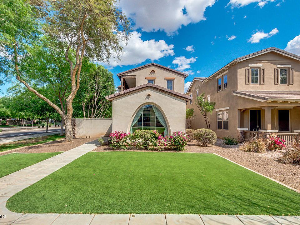1st image of 15376 W Dahlia Dr