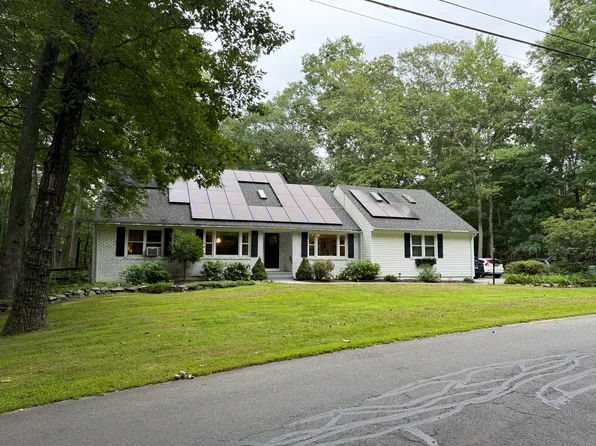 182 Old Cart Rd, Haddam, CT 06438