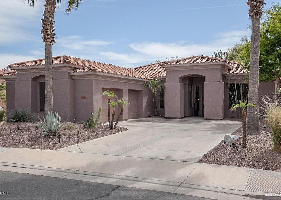 1st image of 423 W Carob Dr