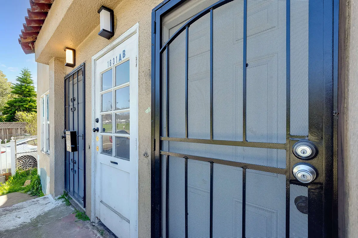 Building Photo - 1629 Foothill Blvd