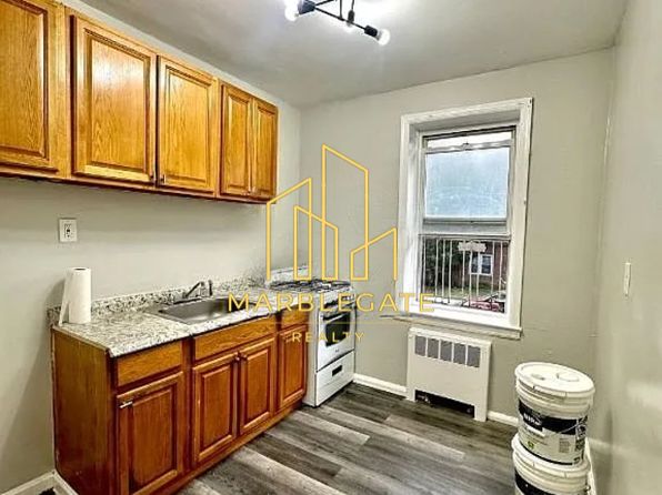 128-129 Chancellor Ave #Ab05