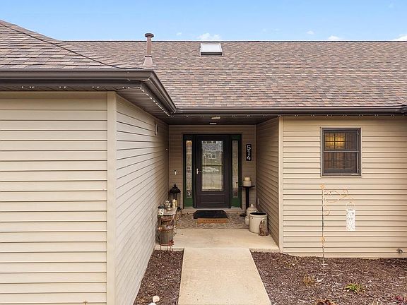 5th image of 514 Montesian Court