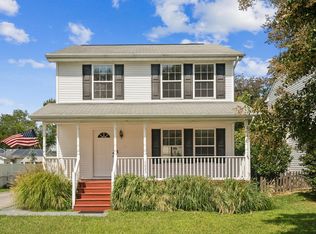 1623 Chesapeake Ln, Edgewater, MD 21037