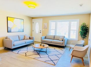 53 Gale Rd, Weymouth, MA 02188