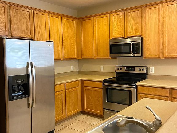 5th image of 26933 N 84th Ave
