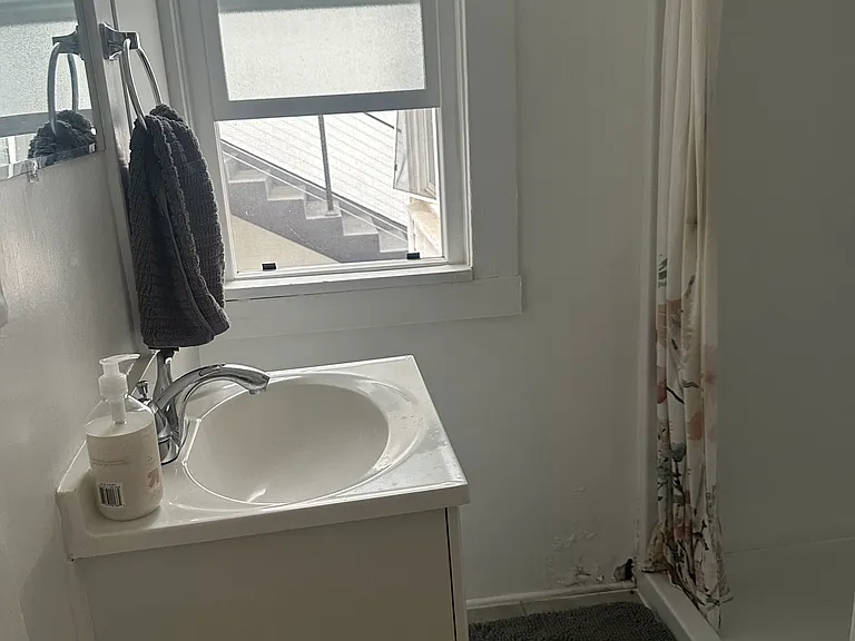 6136 Carlos Ave — Photo 17