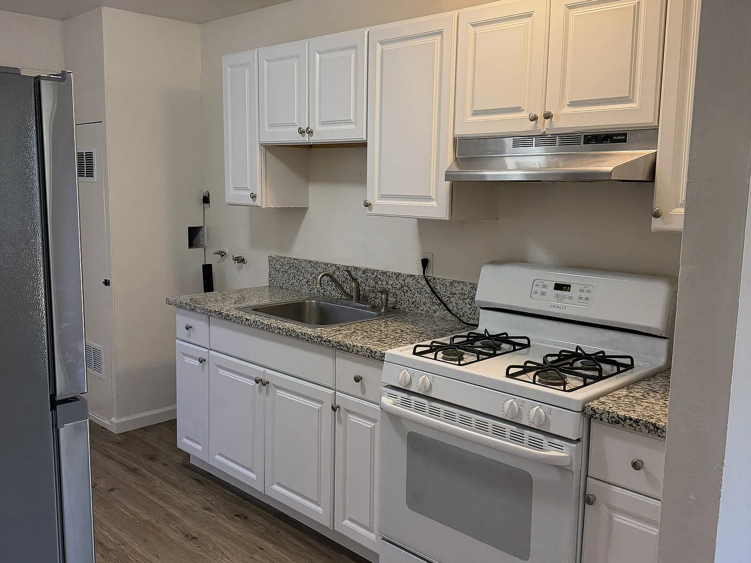 2 bed, $1,675 — Photo 4