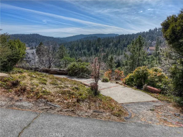 841 Madera Ln #228, Lake Arrowhead, CA 92352