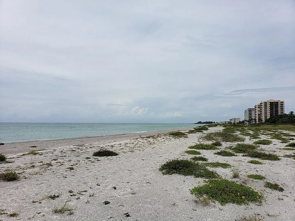 Building Photo - 624 Flamingo Dr #214