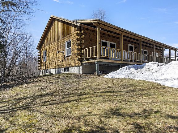 3rd image of 300 Locke Hill Road