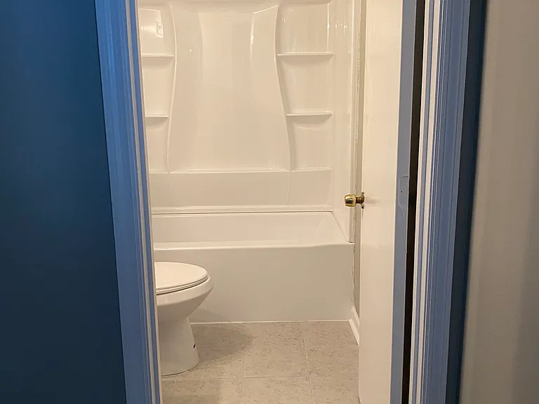 2044 Lenoa Ln — Photo 19