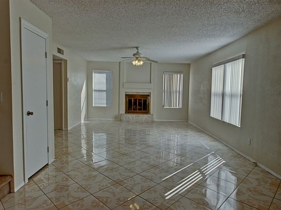 5th image of 2634 S 159th Ave