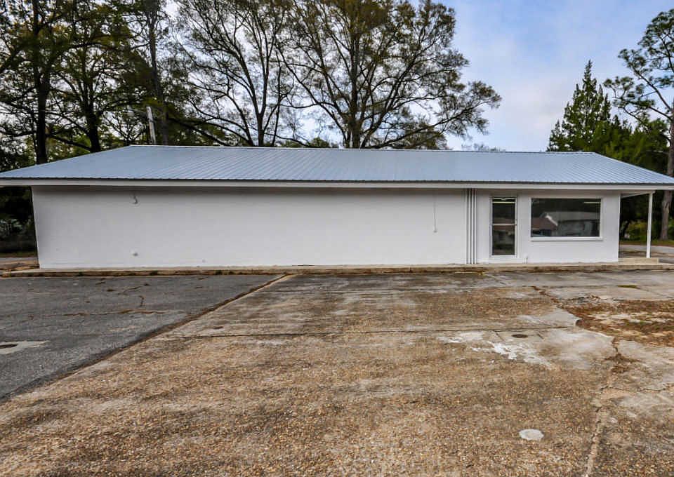 1st image of 1150 South Blvd