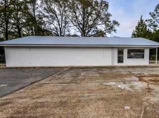 1150 South Blvd, Chipley, FL 32428