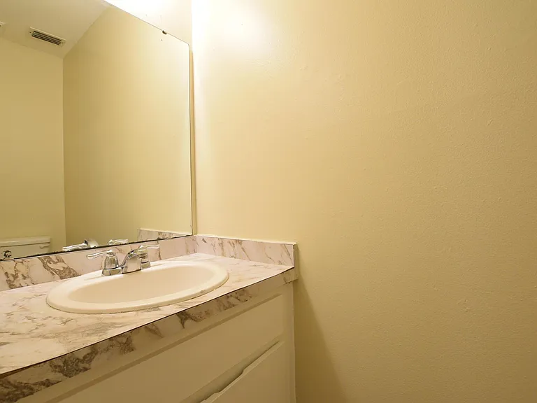 1/2 bathroom