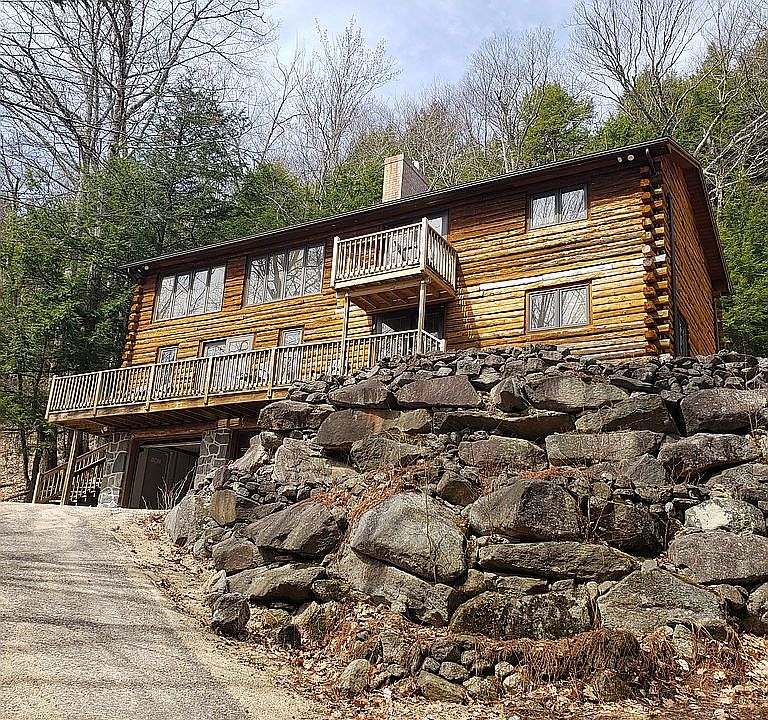 1st image of 16 Rocky Hill Rd