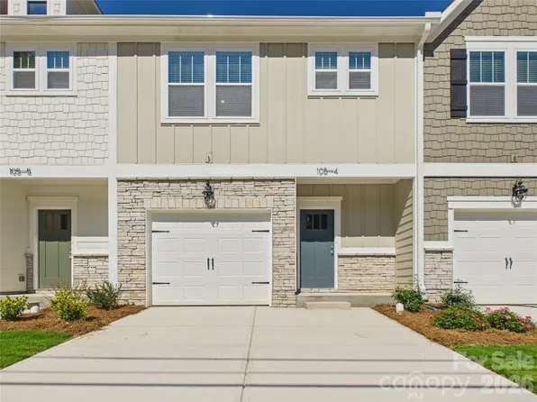 105 Dilling St #4, Kings Mountain, NC 28086