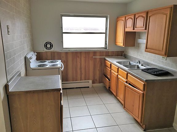 4th image of 8553 Cottonwood Dr #1
