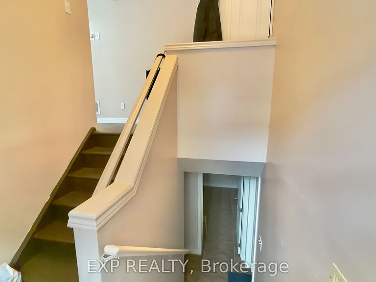 16 Marshall St #B — Photo 11