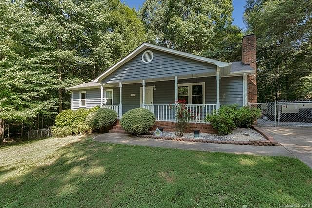 1st image of 130 Lauren Ct