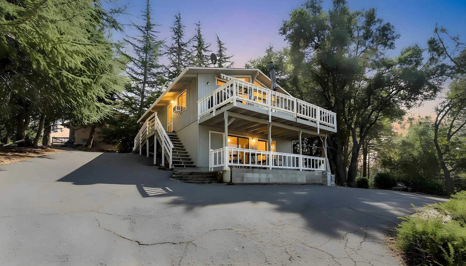 20419 Pine Mountain Dr photo 1