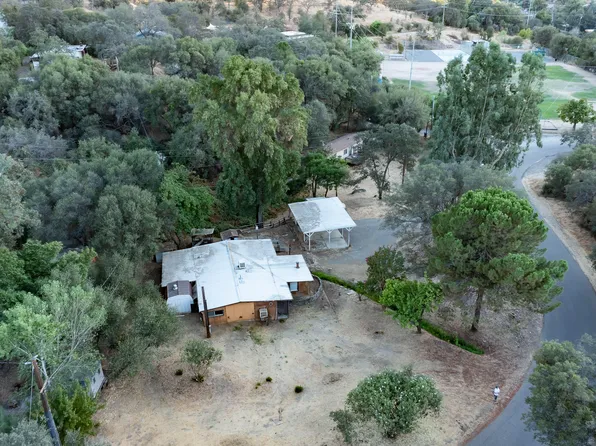 42156 Eggers Drive, Three Rivers, CA 93271