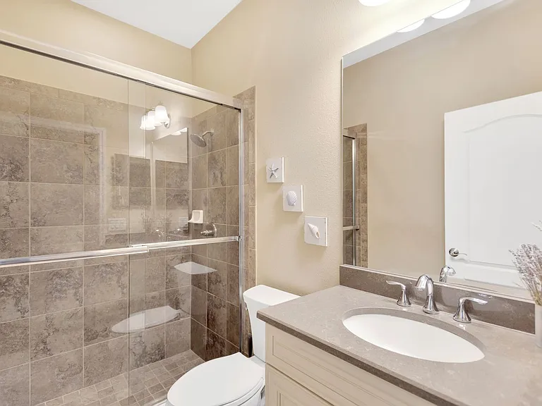6420 Seasound Dr — Photo 25