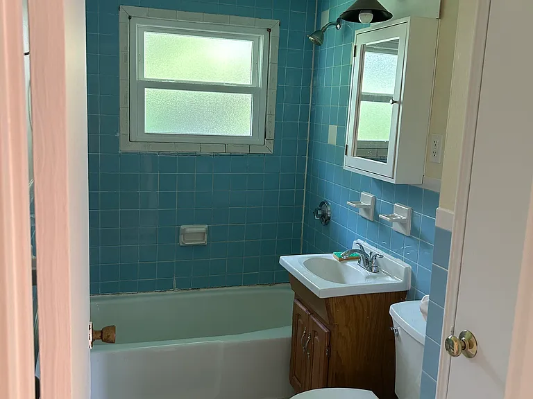 6 Eliot Rd — Photo 9