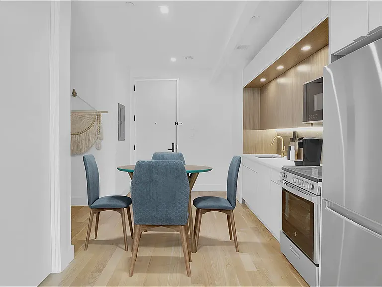 411 Meeker Ave #307D — Photo 3