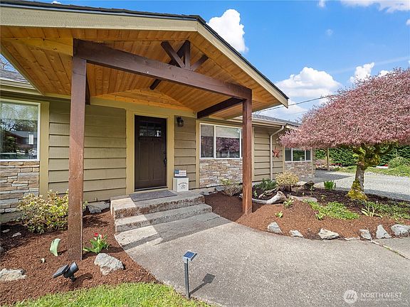 3rd image of 41423 270th Avenue SE