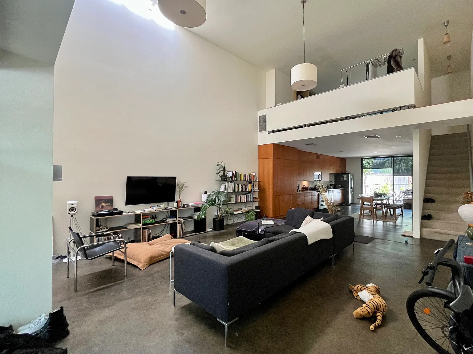 5214 N Williams Ave — Photo 4