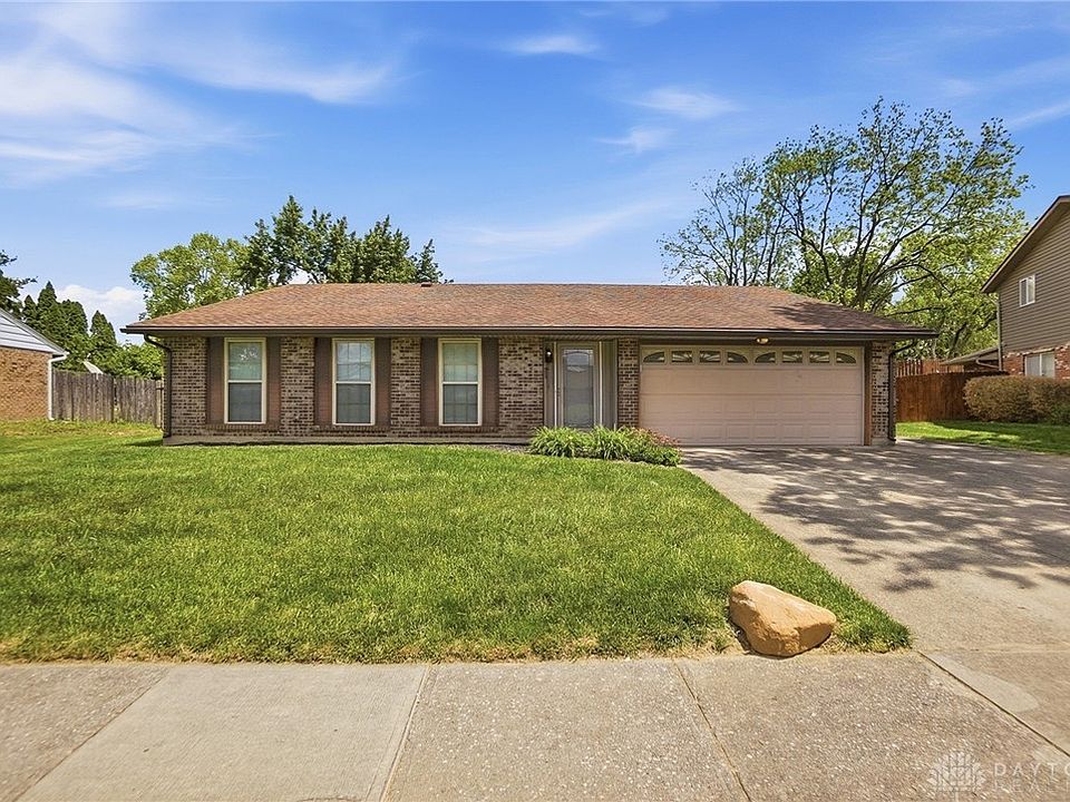 1st image of 6824 Laurelview Dr