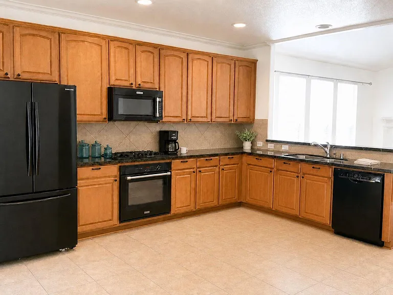 4435 Wellington Grove Ln — Photo 10