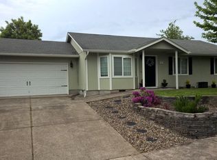 3762 Douglas Dr, Springfield, OR 97478