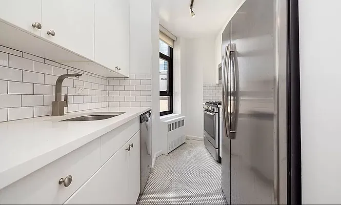 Rented by REAL New York | media 3