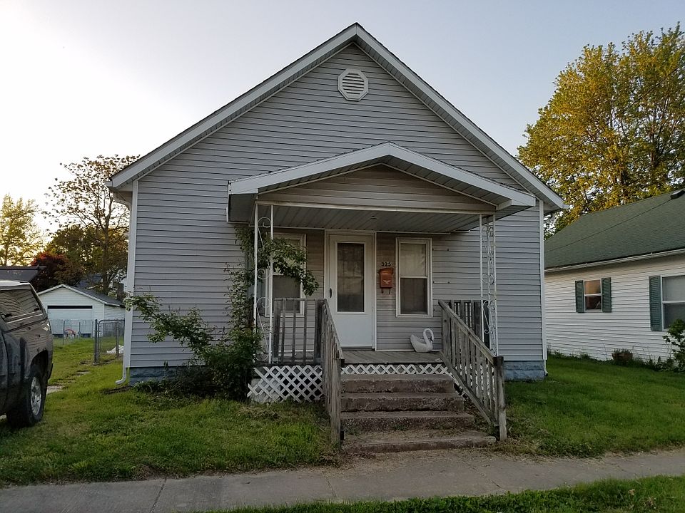 1st image of 325 E Carpenter St
